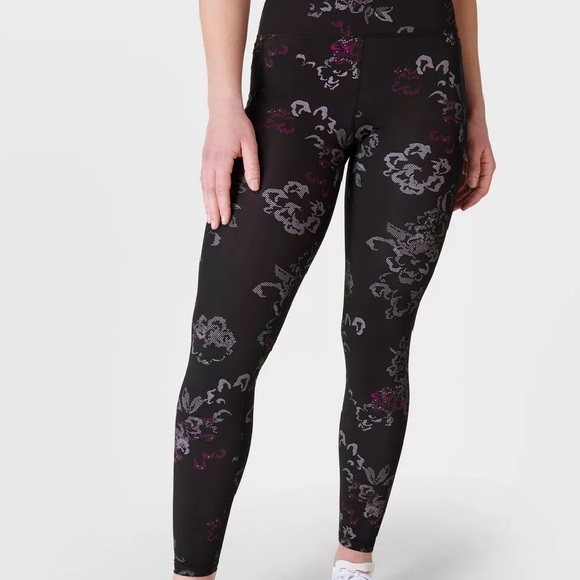 Zero Gravity Running Tight - Picture 2 of 8